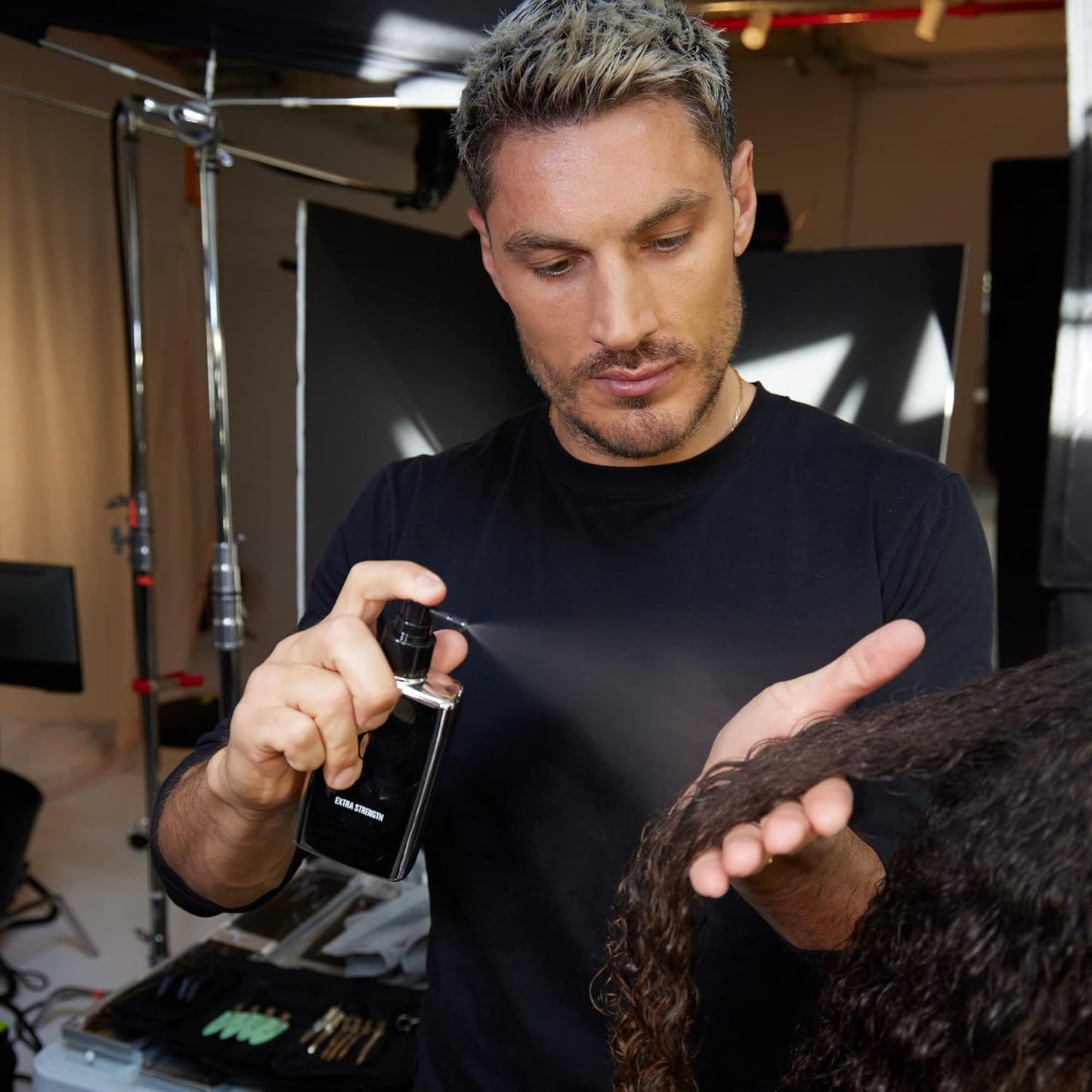 COLOR WOW

Extra Strength Dream Coat Ultra-Moisturizing

Anti-frizz Treatment